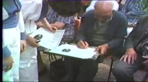 27 - Signature des brevets de danse